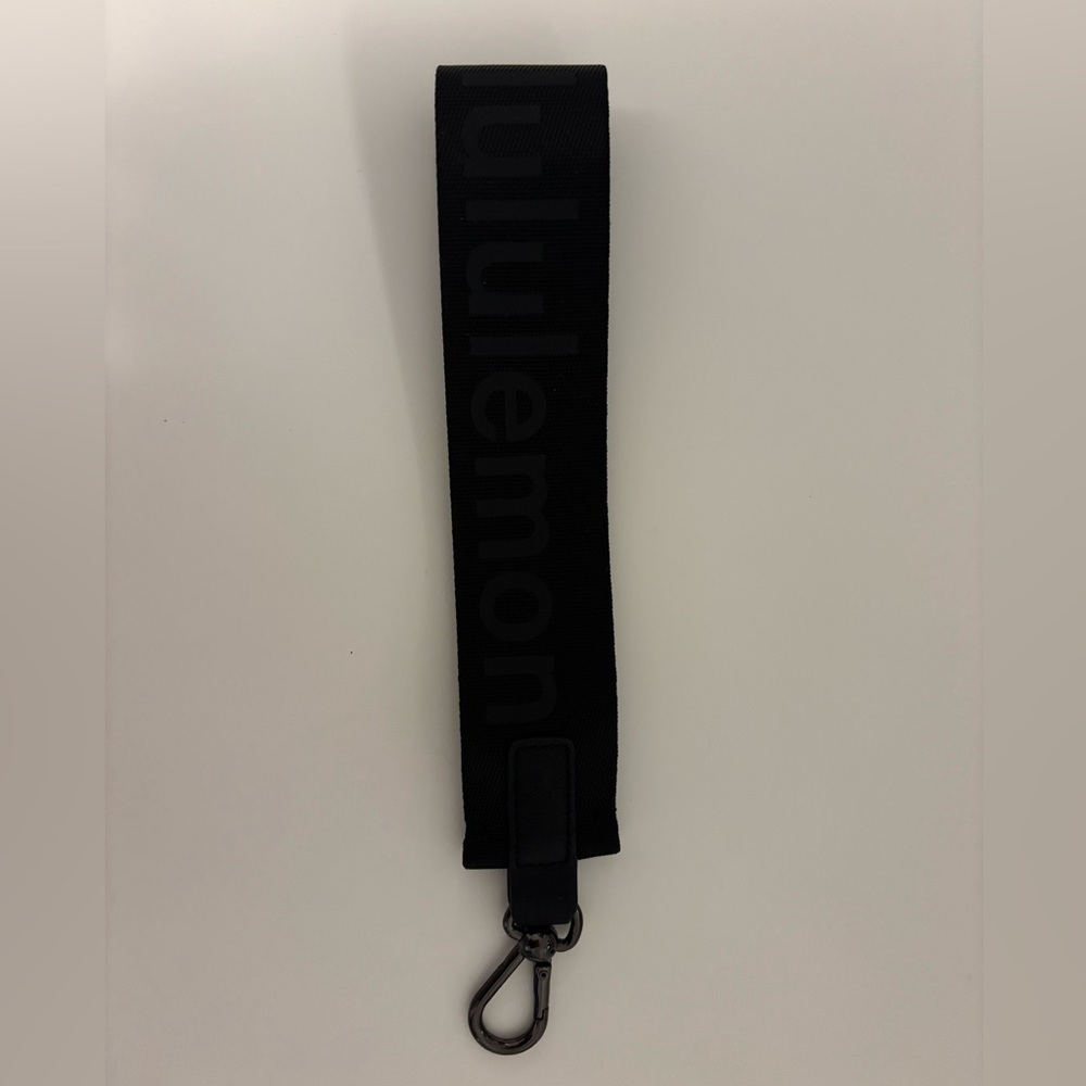 Lululemon all black keychain